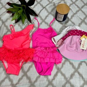 Girls swim suits & sun hats 12-18 months